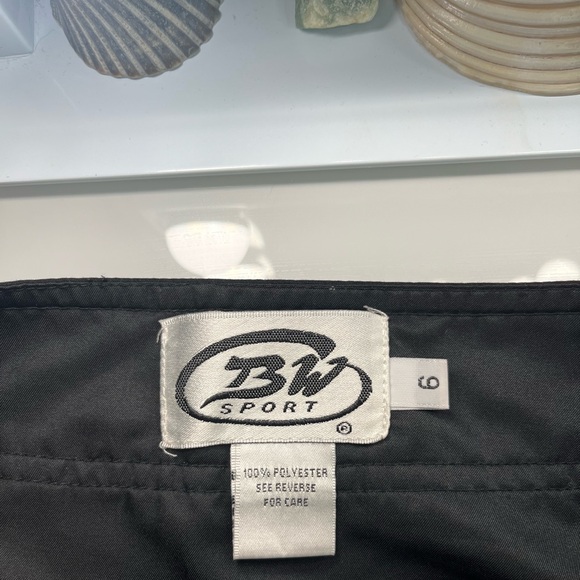 Athletic, trendy tennis skirt | size 9 | can fit m/l - Picture 3 of 3